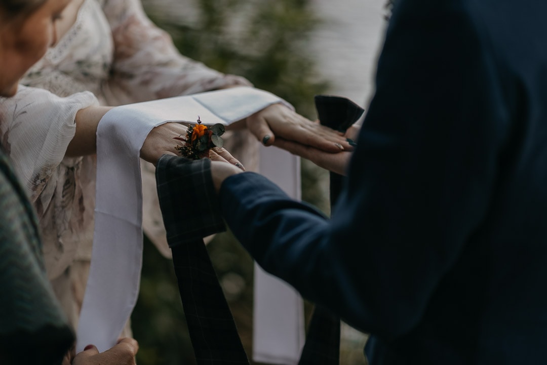 Glencoe lochan elopement ceremony - handfasting