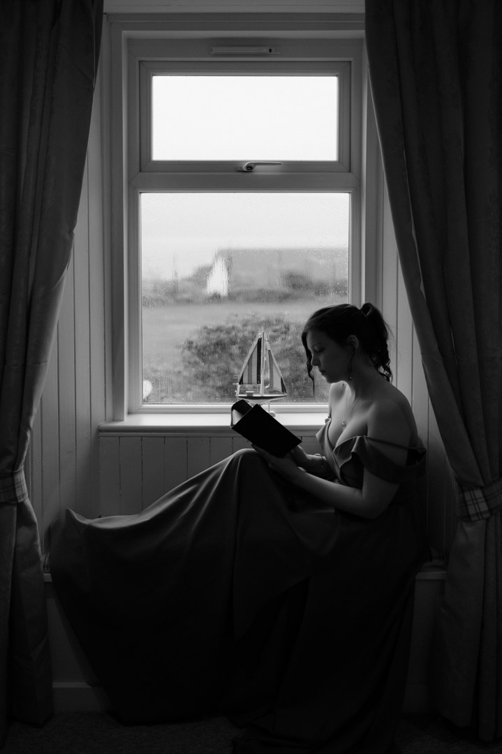 Isle of Mull bride reading vows