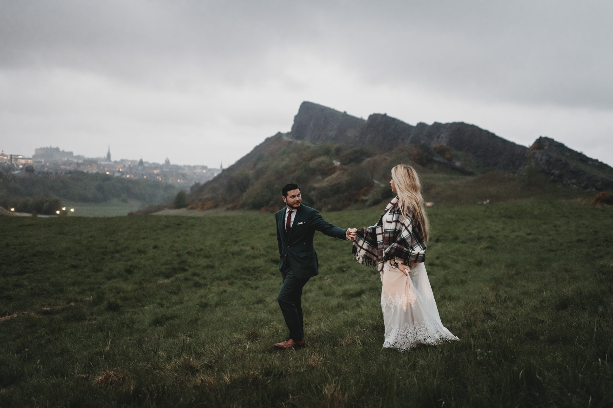 adventure elopement couple in foggy holyrood park, Edinburgh